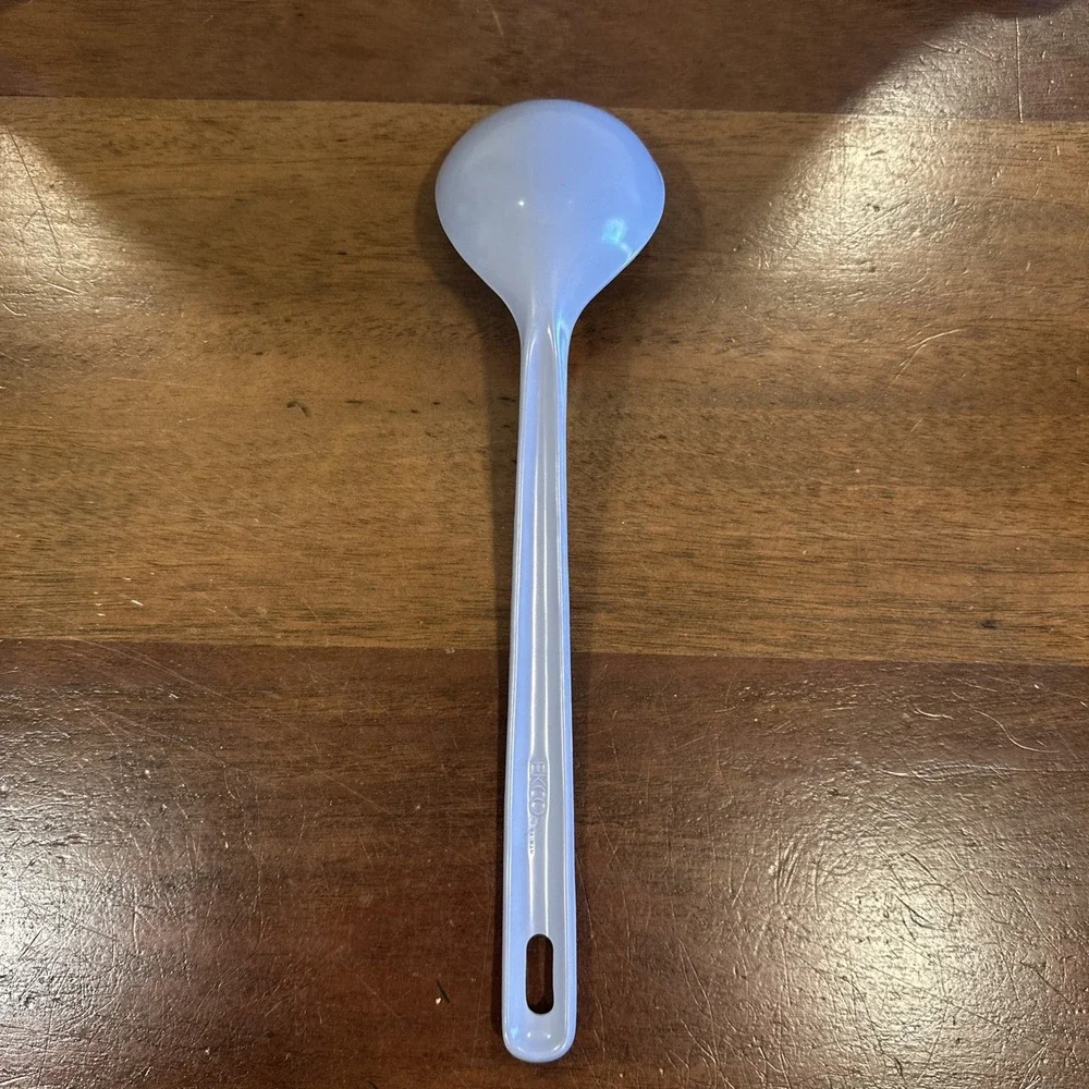 EKCO Solid Serving Spoon Melamine BLUE Ladle Kitchen Utensil Taiwan - 11 3/4